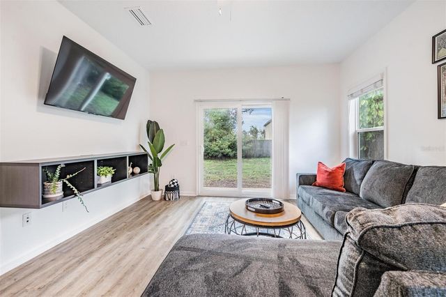 2604 N HIGHLAND AVENUE B, Tampa, FL 33602