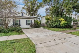 2604 N HIGHLAND AVENUE B, Tampa, FL 33602
