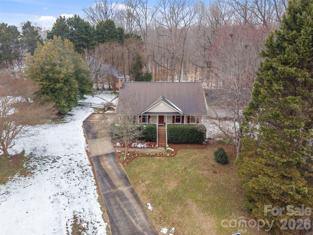 113 Louisbourg Court, Gastonia, NC 28056