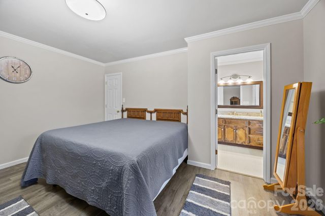 113 Louisbourg Court, Gastonia, NC 28056