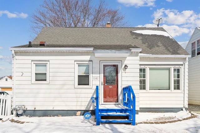 1141 E Mitchell Avenue, Waterloo, IA 50702