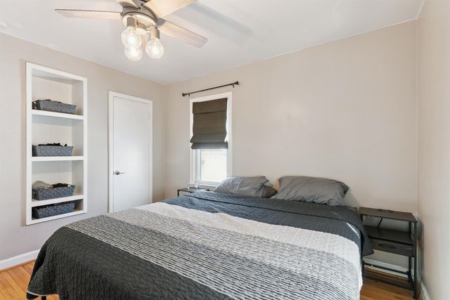 1141 E Mitchell Avenue, Waterloo, IA 50702