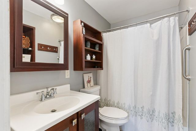 1141 E Mitchell Avenue, Waterloo, IA 50702