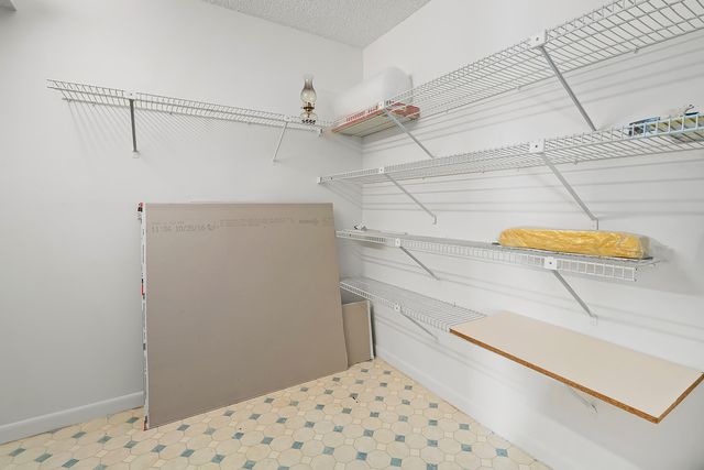 8030 Hampton Boulevard 502, North Lauderdale, FL 33068