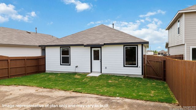 1039 BOLD RUN, Seguin, TX 78155