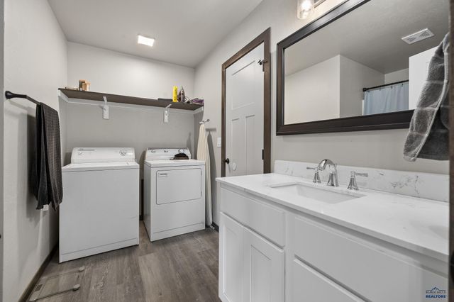 24005 BRIDLE RIDGE CT, Rapid City, SD 57701