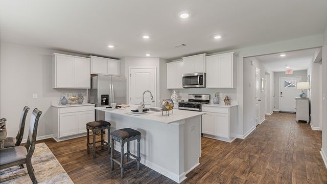 123 Aubrey Avenue, Headland, AL 36345