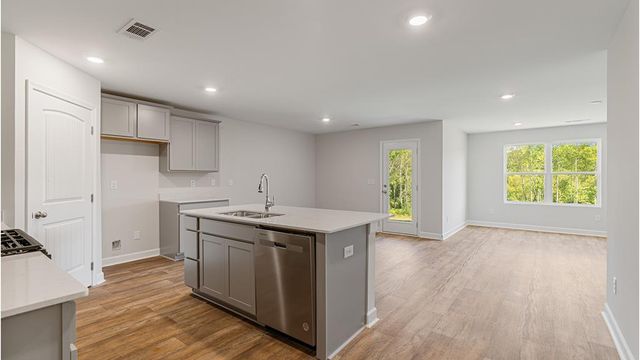123 Aubrey Avenue, Headland, AL 36345