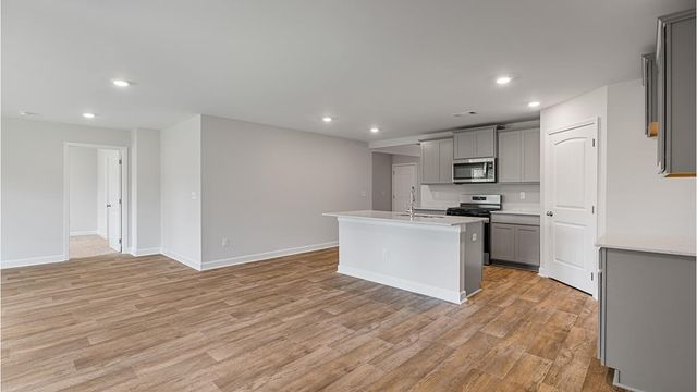 123 Aubrey Avenue, Headland, AL 36345
