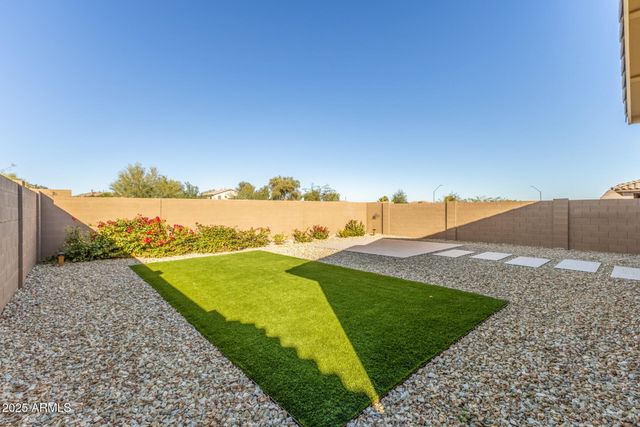 19414 W COLLEGE Drive, Litchfield Park, AZ 85340