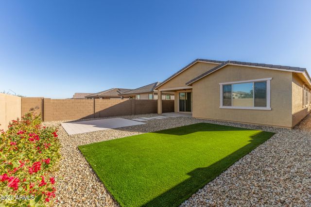 19414 W COLLEGE Drive, Litchfield Park, AZ 85340