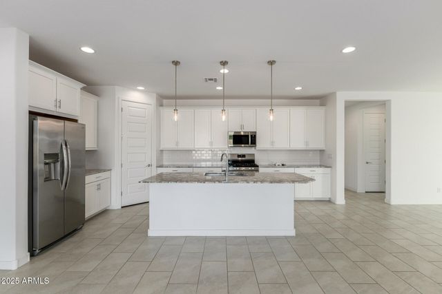 19414 W COLLEGE Drive, Litchfield Park, AZ 85340