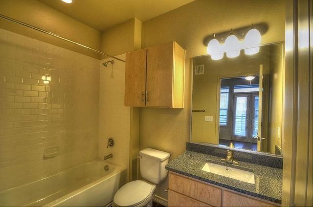 2606 Wilson ST 903, Austin, TX 78704