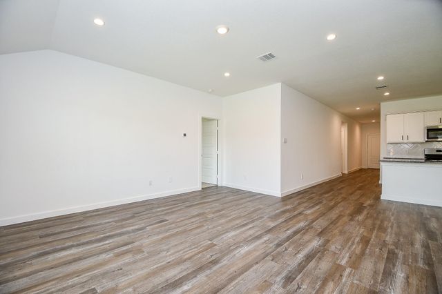 1115 Yaupon Dr, Rosharon, TX 77583