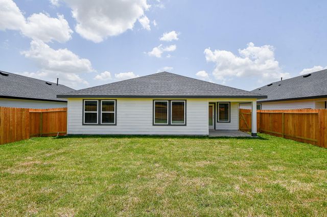 1115 Yaupon Dr, Rosharon, TX 77583