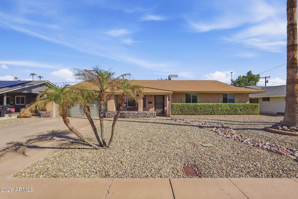 3812 W MORTEN Avenue, Phoenix, AZ 85051 — exterior