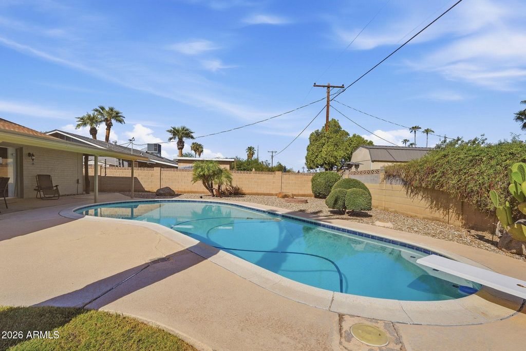 3812 W MORTEN Avenue, Phoenix, AZ 85051 — photo 4