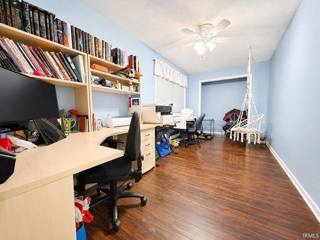 1604 Hickory Street, Demotte, IN 46310