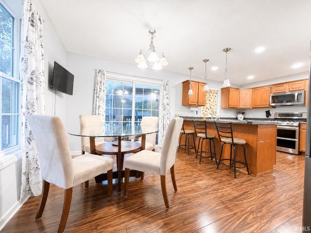 1604 Hickory Street, Demotte, IN 46310