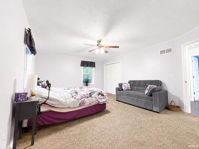 1604 Hickory Street, Demotte, IN 46310