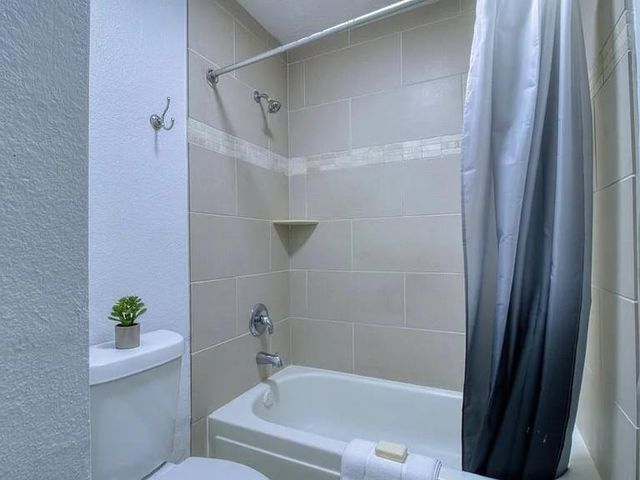 16419 Lost Quail Drive, Houston, TX 77489