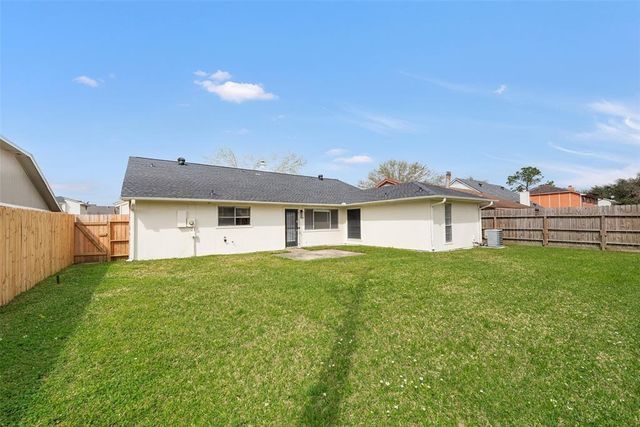 16419 Lost Quail Drive, Houston, TX 77489