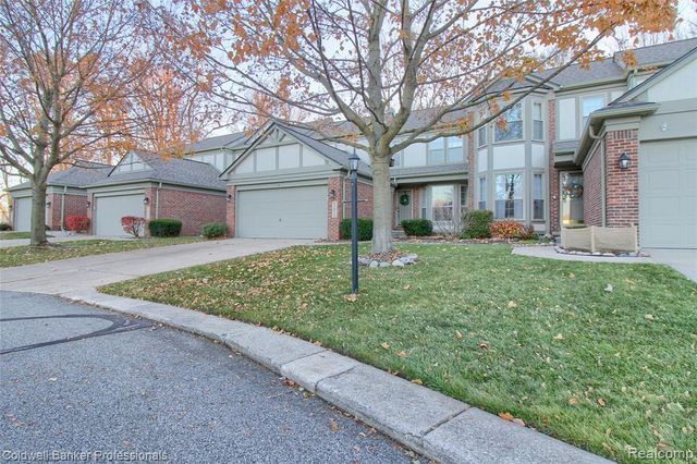 41816 White Tail Lane, Canton, MI 48188