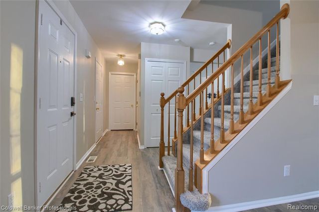 41816 White Tail Lane, Canton, MI 48188