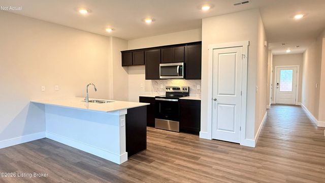 3501 Laura Dr, Jeffersonville, IN 47130