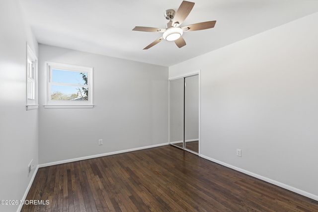 35 Vivian Court, Howell, NJ 07731