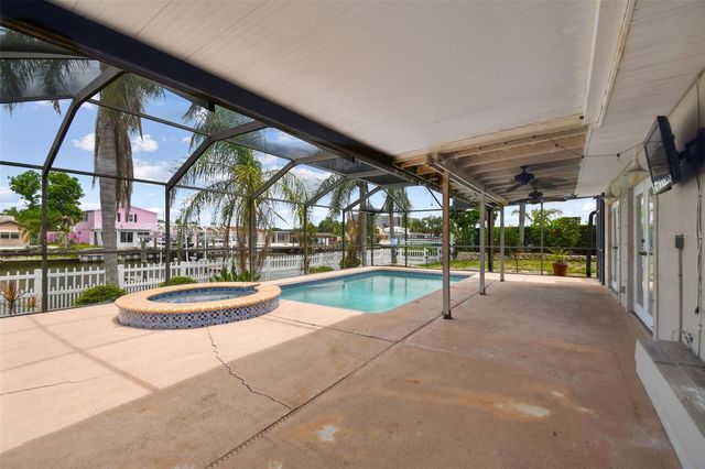 3921 E EDEN ROC CIRCLE, Tampa, FL 33634
