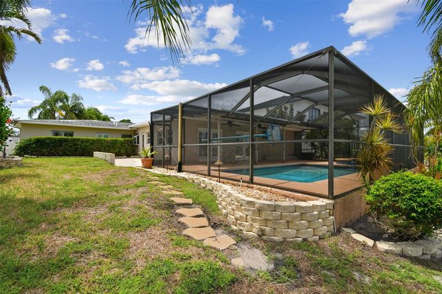 3921 E EDEN ROC CIRCLE, Tampa, FL 33634
