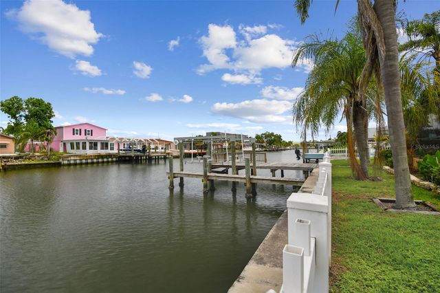 3921 E EDEN ROC CIRCLE, Tampa, FL 33634