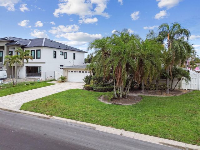 3921 E EDEN ROC CIRCLE, Tampa, FL 33634