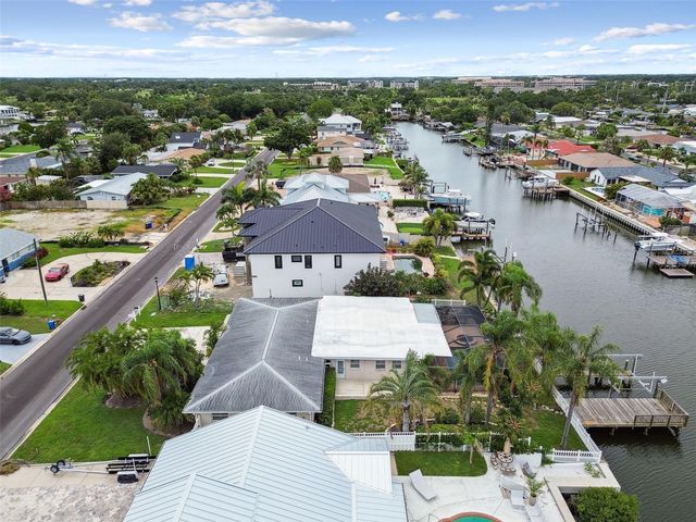 3921 E EDEN ROC CIRCLE, Tampa, FL 33634