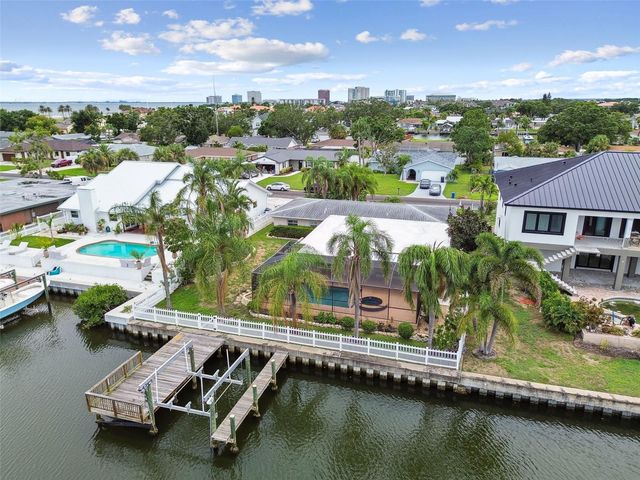 3921 E EDEN ROC CIRCLE, Tampa, FL 33634