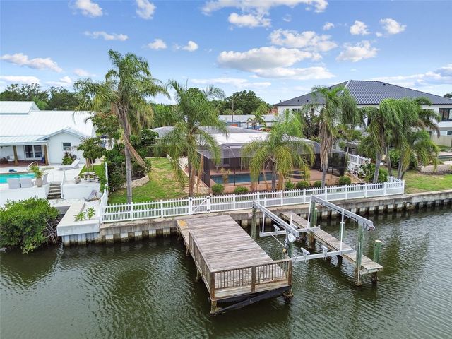 3921 E EDEN ROC CIRCLE, Tampa, FL 33634
