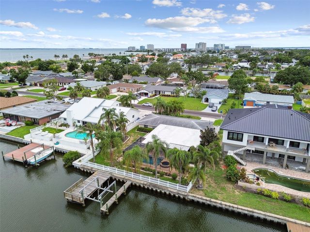 3921 E EDEN ROC CIRCLE, Tampa, FL 33634