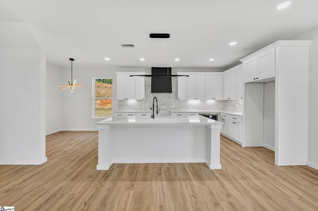 152 Boxwood Lane, Easley, SC 29640
