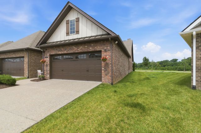 2049 Flowing Creek Dr, Franklin, TN 37064