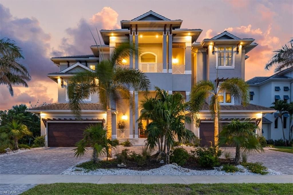 564 Spinnaker DR, MARCO ISLAND, FL 34145 — exterior