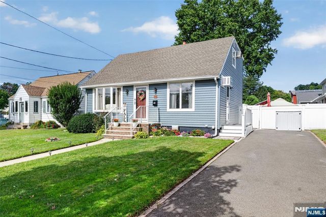 50 Maple Hill Road, Clifton, NJ 07013