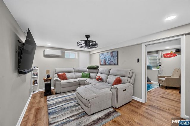 50 Maple Hill Road, Clifton, NJ 07013