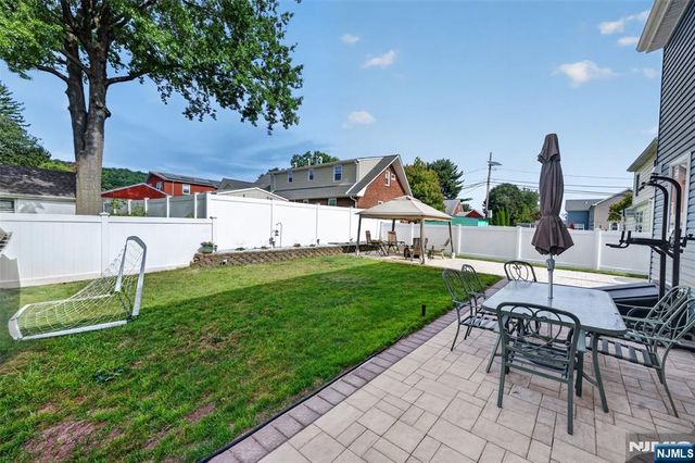 50 Maple Hill Road, Clifton, NJ 07013