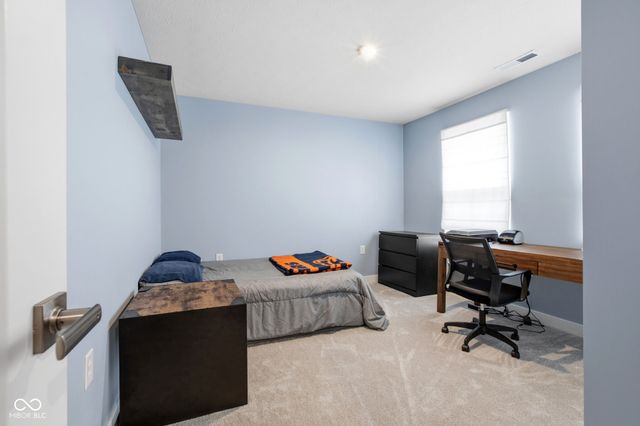 1733 River Birch Drive, Greenfield, IN 46140