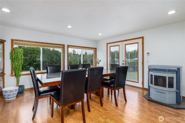 851 741 SE Cook Plant Farm Road, Shelton, WA 98584