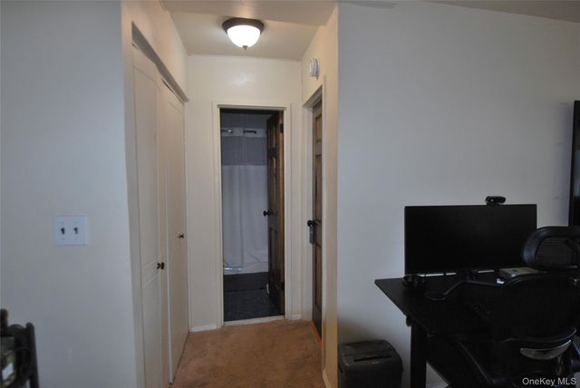 7 Balint Drive 521, Yonkers, NY 10710