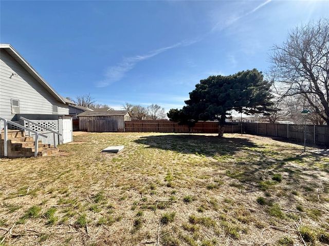 114 S 5th Street, Sentinel, OK 73664