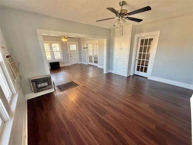 114 S 5th Street, Sentinel, OK 73664