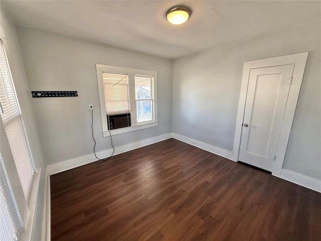 114 S 5th Street, Sentinel, OK 73664